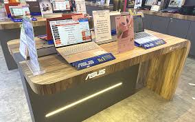 Selamat hari malaysia kepada semua pelanggan pusat servis komputer jb ❤. Asus Concept Store