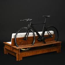 Mymodernmet Clever Furniture Designed To Double As Bike Rack Avec Images Appartement Local A Velos Mobilier De Salon Suspension Velo