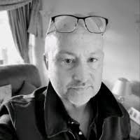 Steve Phipps's Instagram, Twitter & Facebook