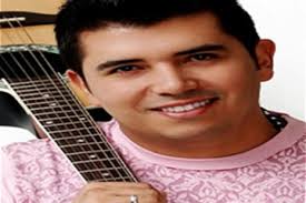 CANTALE A TU PUEBLO, ANDRÉS.