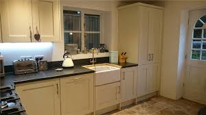 Works with many different natural stone distributors to provide you with the finest quartz, marble and granite. Alabaster Painted Simple Shaker Style Kitchen By Byron Burford Kitchens And Interiors