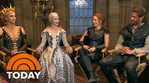 Watch the trailer, download the poster, and read movie news. Get A Sneak Peek Behind The Scenes Of The Huntsman Today Youtube