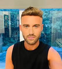 Bailey Morgan's Instagram, Twitter & Facebook