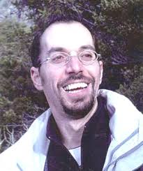 Entrevistamos al Dr. Roberto Vitale. “Hábitos y conciencia para una vida  saludable”