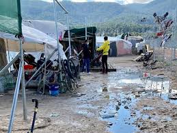 All the best shells and accessories, all at one location, for you to compare side by side! Donate To Donate4refugees
