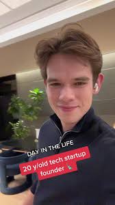 A Day in the Life of a 20-Year-Old Tech Startup Founder in NYC
