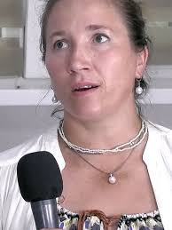 De la zvon la adevăr: Oameni informați, comunități puternice