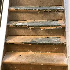 Teppich auf treppen zu kleben geht verhältnismäßig schnell. Treppe Mit Parkett Renovieren Eine Schone Kombination