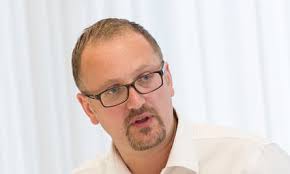 Who will lead the push to a smarter way of life in cities?