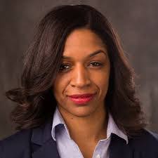 Sara Reel's Instagram, Twitter & Facebook