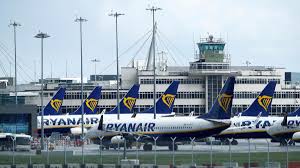 It is headquartered in swords, dublin, with its primary operational bases at dublin and london stansted airports. Nach Verlusten Ryanair Will Mit Billig Angeboten Aus Der Krise Welt
