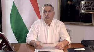 A kórházakat ugyan felszereltük, és minden rendelkezésre áll, az orvosok és az ápolók száma véges, a vakcina csak pár hónap múlva jön. Orban Viktor Bejelentese A Varhato Legujabb Vedelmi Intezkedesekrol