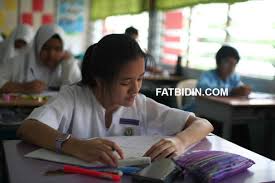 Dan, pendapat terakhir dari kimball young dan raymond w faktor pendidikan pun ikut memengaruhi hubungan timbal balik dalam mobilitas sosial, khususnya mobilitas vertikal. Pendidikan Sahaja Tidak Boleh Menjaminkan Mobiliti Sosial Fatbidin Com