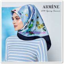 Armine 2016 Cicek Desenli Mavi Esarp Esarp Basortusu Modasi Mavi Esarp