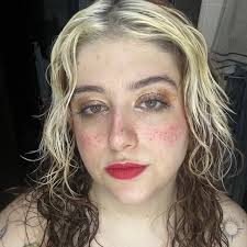 Marina Garrido Galán (@mggbooks) • Threads, Say more