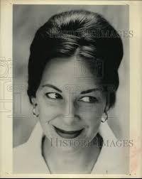 Bella Jarrett's Instagram, Twitter & Facebook