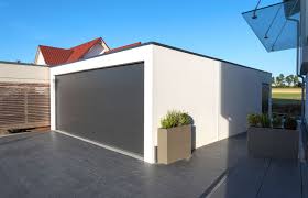 Ihre garage mit stromtankstelle für ihr fahrzeug unser kunde aus salzwedel hat zapf garagen zu einem echten hingucker entworfen! Die Fertiggarage Als Alternative Zum Keller Garagen Welt