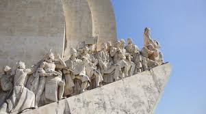 Padrão dos descobrimentos is a monument on the northern bank of the tagus river estuary, in the civil parish of santa maria de belém, lisbon. Padrao Dos Descobrimentos Um Dos Melhores Mirantes De Lisboa