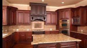 Cherry wood material has great quality and it's also among the most popular options for a kitchen cabinet. Kitchen Backsplash Ideas With Cherry Cabinets