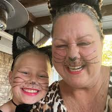 Is there anywhere in Lindale to drop off donations?