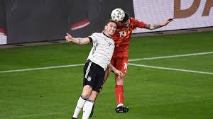 Doch nicht nur auf dem platz läuft der fußballstar zu höchstleistungen auf. Dfb Team Robin Gosens Rechnet Mit Fussballgeschaft Ab Mehr Schlechte Als Gute Menschen Fussball