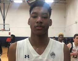 Kansas extends scholarship offer to 2021 big man Javonte Brown