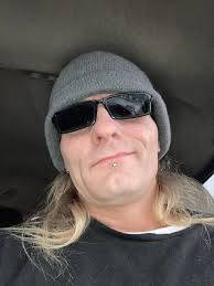 What is that one picture that describes the lowest point in your life? I  was with a man who I loved dearly who abused me mentally and physically. He  threw a metal