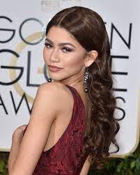 Short short hair that falls above the shoulders can look fantastic in waves. Red Carpet Hairstyles To Steal For Your Wedding Day Party Hairstyles Hair Styles Long Hair Styles