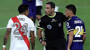 Su debut en primera fue en el año 2011, dirigiendo el partido entre godoy. Lo Sabias El Motivo Por El Que El Argentino Fernando Rapallini Arbitrara El Ucrania Macedonia Del Norte En La Eurocopa Eurosport
