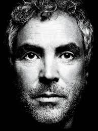 The Camera S Cusp Alfonso Cuaron Takes Filmmaking To A New Extreme With Gravity Alfonso Cuaron Portrait Movie Directors