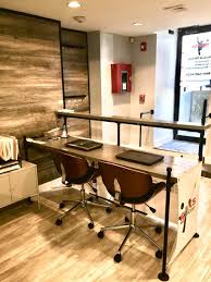 The friendly, knowledgeable staff at chiropractic & sports services of boston is ready to assist you with your pain relief needs here in boston, ma. Brookline Clinic Boston Sports Medicine