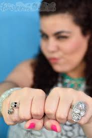 Look do dia: vestido Riachuelo + maxicolar!