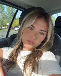 Molly Doherty's Instagram, Twitter & Facebook