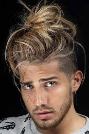 The samurai haircut is the styling of the long hair tied into a knot higher at the back of the head. 24 New Masculine Takes On Samurai Hair For Modern Warriors