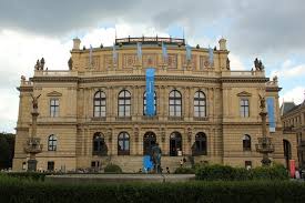 Pražské jaro už nechci sólo být doprovod můj jsi ty jaro mlátí se mnou o zem, jsem virtuosem. Prazske Jaro 2019 Zahajovaci Koncert Vyprodan Behem Nekolika Minut Operaplus