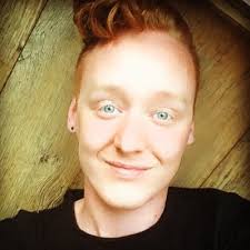 tracey rigby (@trace370)