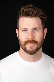 A Shadow in the Darkness (Short 2021)