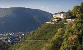 Lassen sie sich von der wunderschönen und einmaligen landschaft des ahrtals bezaubern und erfreuen sie sich an einer landschaft, die sowohl wiesen und wälder, als auch steilhänge, weinberge und flussauen zu bieten hat. Hohenzollern Bad Neuenahr Ahrweiler Updated 2021 Prices