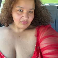 Where to find a cheap nail technician or salon in Greenwood for a nail fill?