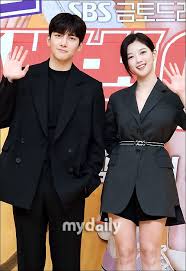 2015 | cc · now and forever. International Fans Love The Chemistry Between Ji Chang Wook And Kim Yoo Jung In Backstreet Rookie Despite Their Significant Age Gap Kissasian