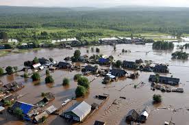 Der comer see ist der ursprünglichste und italienischste unter den oberitalienischen seen und gilt als mondän und edel. 18 Tote Bei Jahrhundert Hochwasser In Sibirien Kritik An Behorden Web De