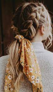 21 Pretty Ways To Wear A Scarf In Your Hair Easy Hairstyle With Scarf Hairstyles For Really Hot Weather Hairstyle Aesthetic Hair Hairstyle Easy Hairstyles
