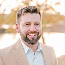 We're going to the moon. If you want to be a part of a winning team please  reach out!