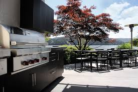 Made with the highest quality materials and caring craftsmanship, we take pride in our products and services. Aluminum Outdoor Kitchens Vs Stainless Steel