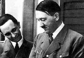 Resultado de imagem para como hitler alienou a populaÃ§Ã£o alemÃ£ ?