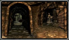 An unmarked location called bleak falls tower can be found along the path to the barrow from riverwood.it is home to three leveled bandits who will attack if you approach too closely, and contains a medium. Skyrim Oblivion Morrowind World Of Elder Scrolls Skyrim Losung Odsturzhugelgrab Bleak Falls Barrow