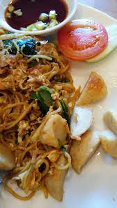 Mie Goreng Mpek Mpek Nama Di Menu Nya Begitu Dan Setelah Diicip Icip Hmmmm Lumayan Makanan Mie Menggoreng