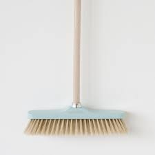 balai droit 33cm bleu soies blanches andree jardin balais chambre deco ado bali