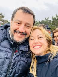 Chi dei due sarà il probabile prossimo presidente del consiglio ? La Nuova Sfida Di Giorgia Meloni A Matteo Salvini Una Mozione Per Eliminare Il Coprifuoco Agenda Politica I Fatti I Commenti I Retroscena Della Vita Politica