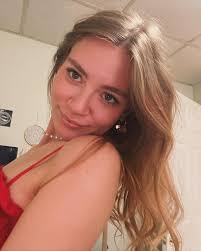 Renee Barr (@renee.barr) • Instagram photos and videos